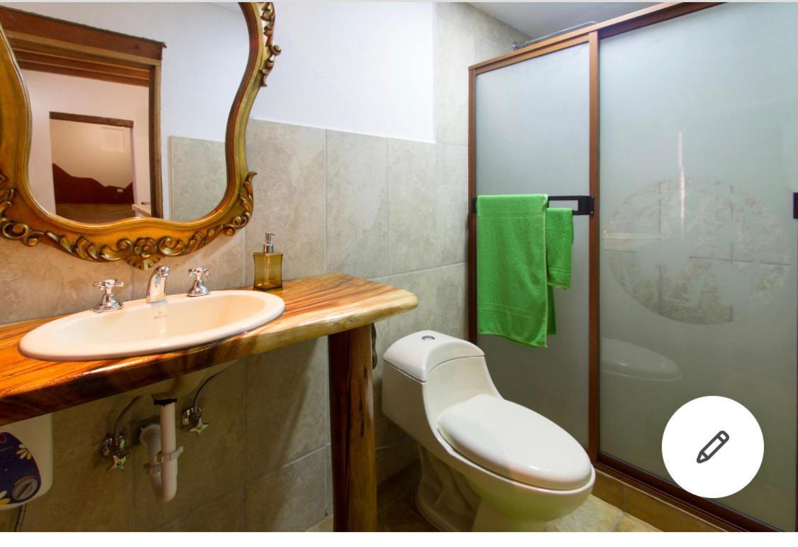 Itchimbia Garden Con La Mejor Vista De Quito Y Spa Ngoại thất bức ảnh